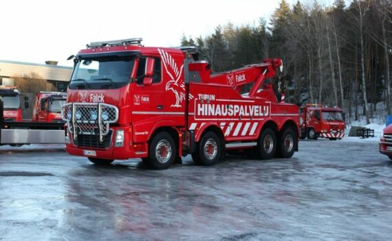 { truck.image.alt ? truck.image.alt : truck.image.title }}