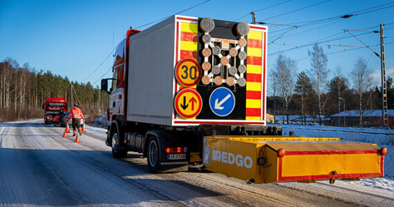 Redgo-Karjaa-tiepalvelu-stilli-12_edited (1)